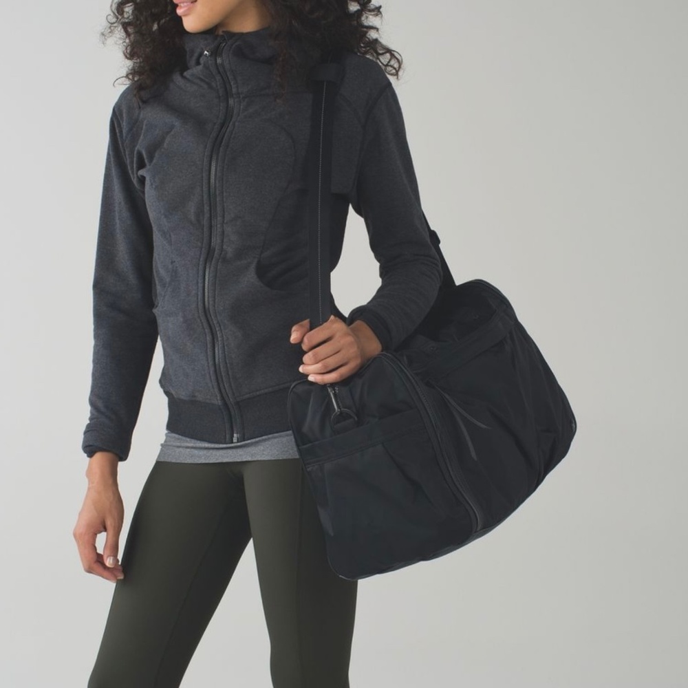 LULULEMON URBAN WARRIOR DUFFEL BAG BLACK NEW WITH TAGS